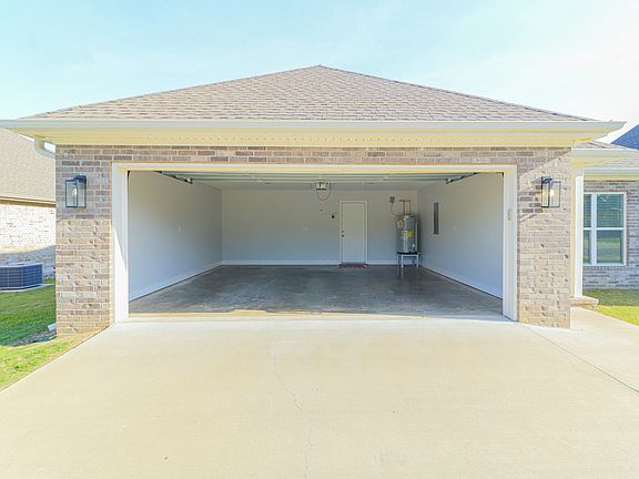4th image of 4717 Edgemont Dr