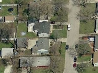 441 Dayward Ct, Aurora, IL 60505