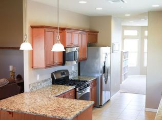 1182 N Harold Pl, Hanford, CA 93230