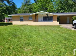 1523 Devonshire Dr, Mobile, AL 36605