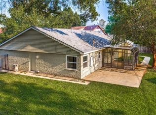 10227 Helmsdale St, Houston, TX 77043