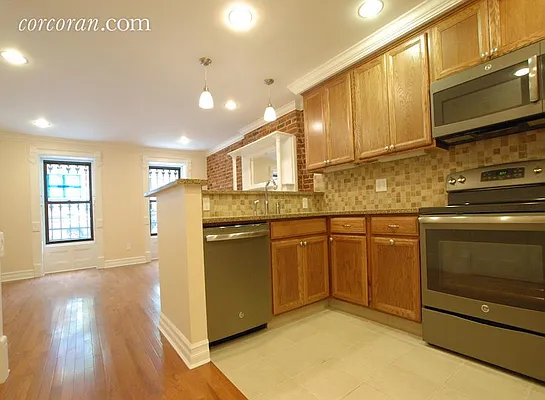 Rented by Corcoran | media 28