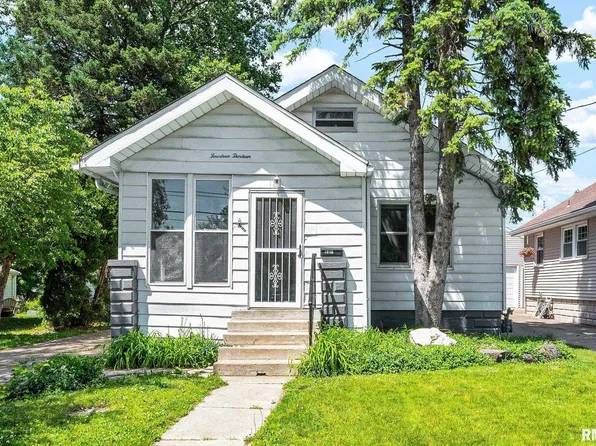 1413 W Gilbert Ave, Peoria, IL 61604