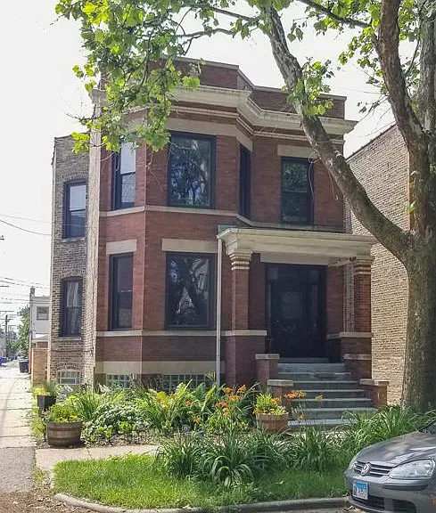 Exterior 1