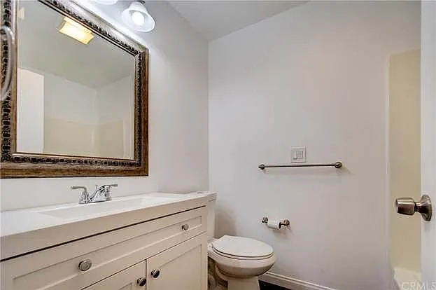 262 Streamwood — Photo 70