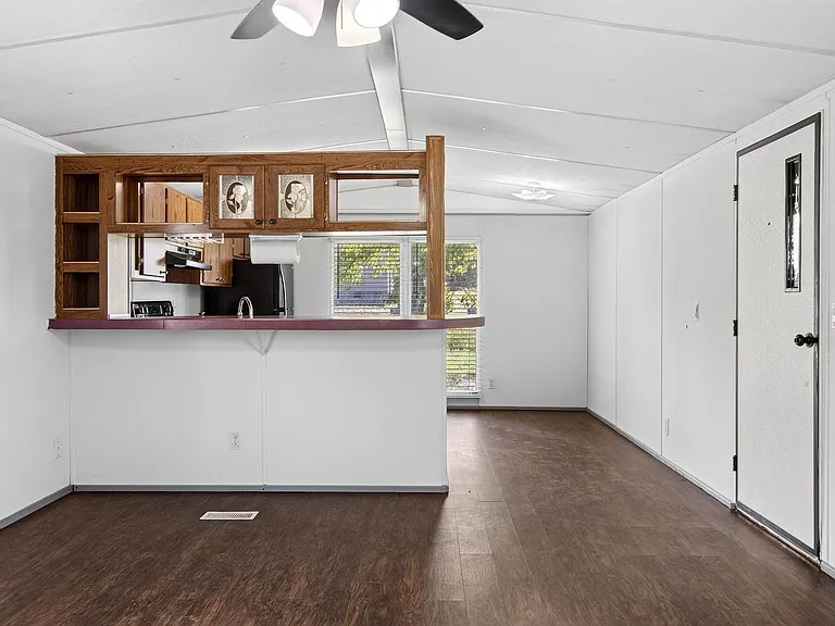 7853 Grasshopper Rd — Photo 10