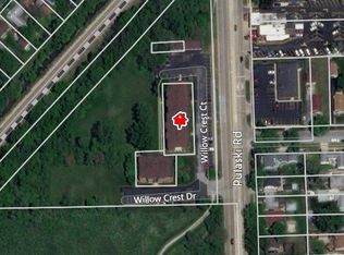 14970 Pulaski Rd APT 4, Midlothian, IL 60445