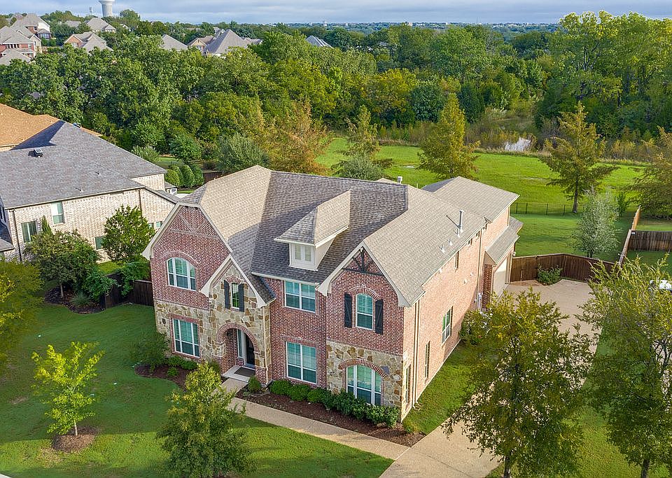 1st image of 1009 Mallard Lakes Dr