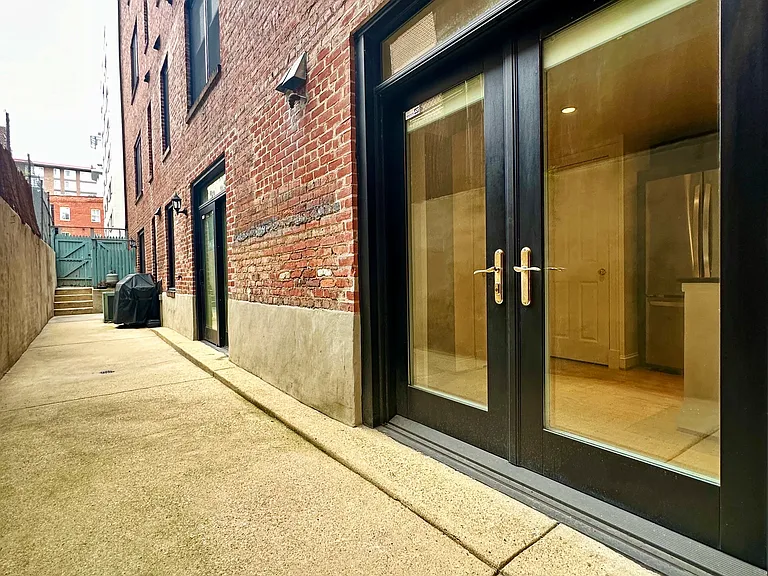 1220 N St NW #1 — Photo 34