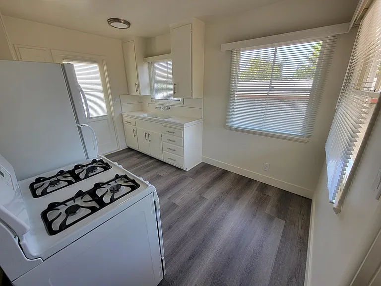 2287 E Washington Blvd #D — Photo 7