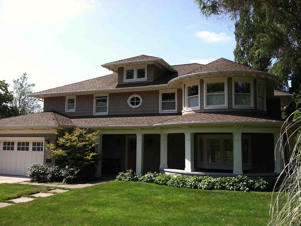 2nd image of 5421 NE Windermere Rd
