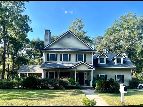 376 Cottage Farm Dr