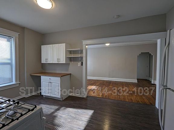 2nd image of 3312 Humphrey St