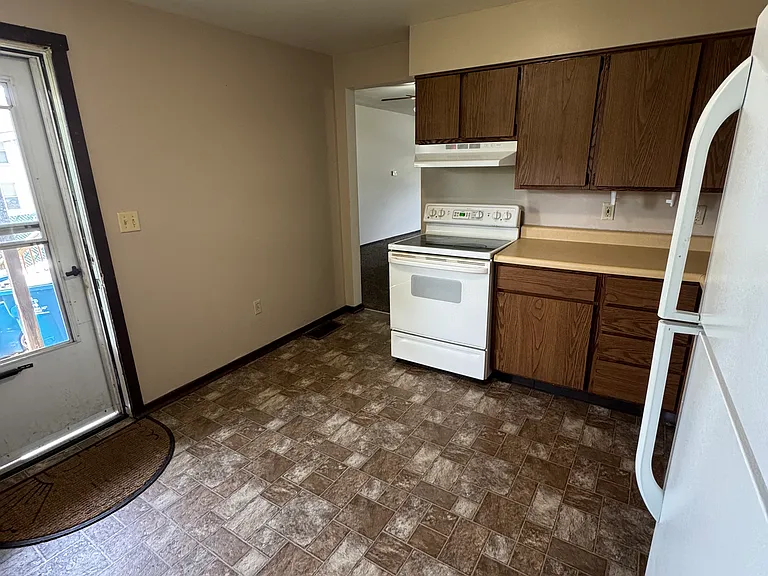 21 W Wilson Ave #1 — Photo 8