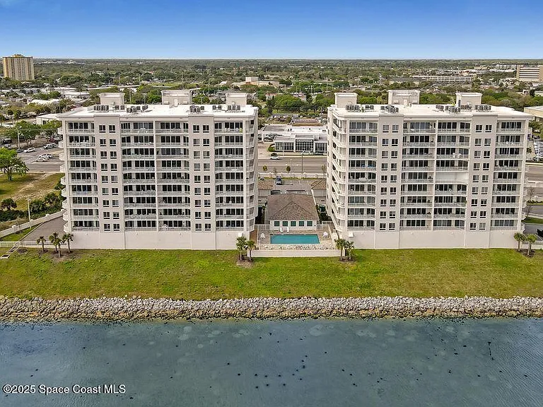 1435 S Harbor City Blvd #703 — Photo 58