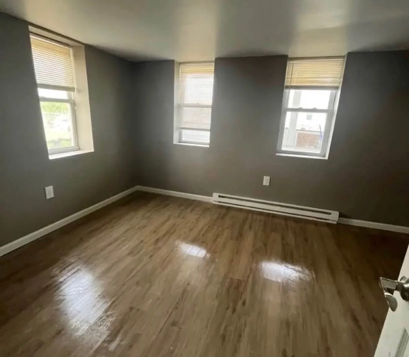 2 bed, 1.5 bath, $1,100 — Photo 3