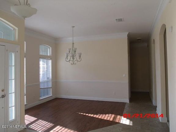 4th image of 2598 Country Club Blvd