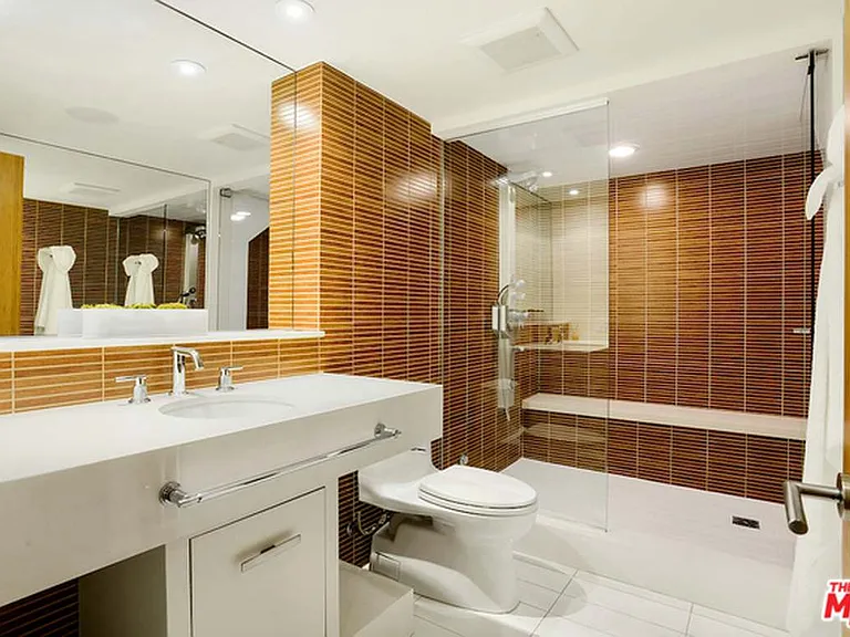 9047 Norma Pl — Photo 10