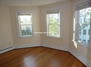 5 Durham St #3R, Somerville, MA 02143