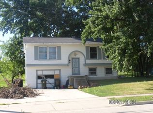 236 W Waupun St, Oakfield, WI 53065