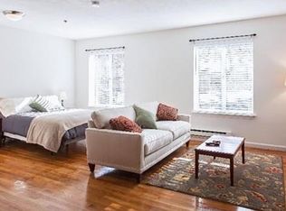 224 Beacon St #301, Boston, MA 02116