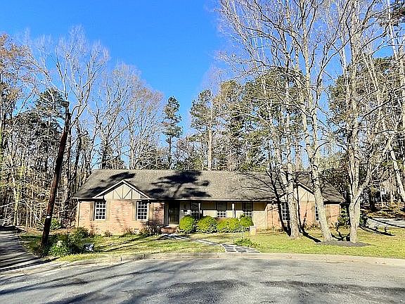 2nd image of 103 Duncan Ct