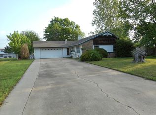 1705 Leslie Ln, Ponca City, OK 74604