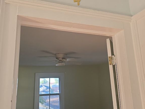 4th image of 510 13th St NW #30816A356