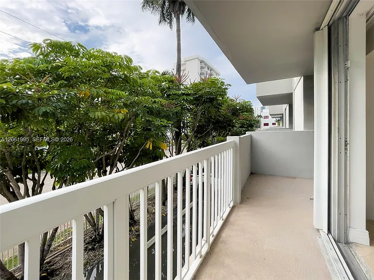 1670 Bay Rd #2D — Photo 13