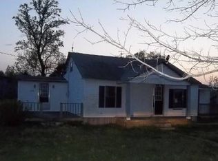 2774 E Stinson Rd, Lafayette, TN 37083