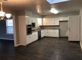 1010 E Grauwyler Rd, Irving, TX 75061