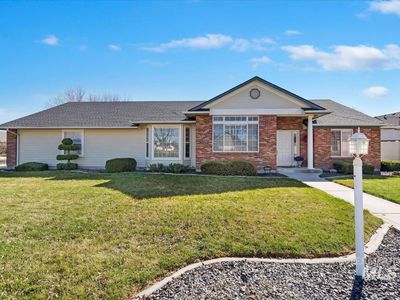120 S Middle Creek Dr, Nampa, ID, 83686