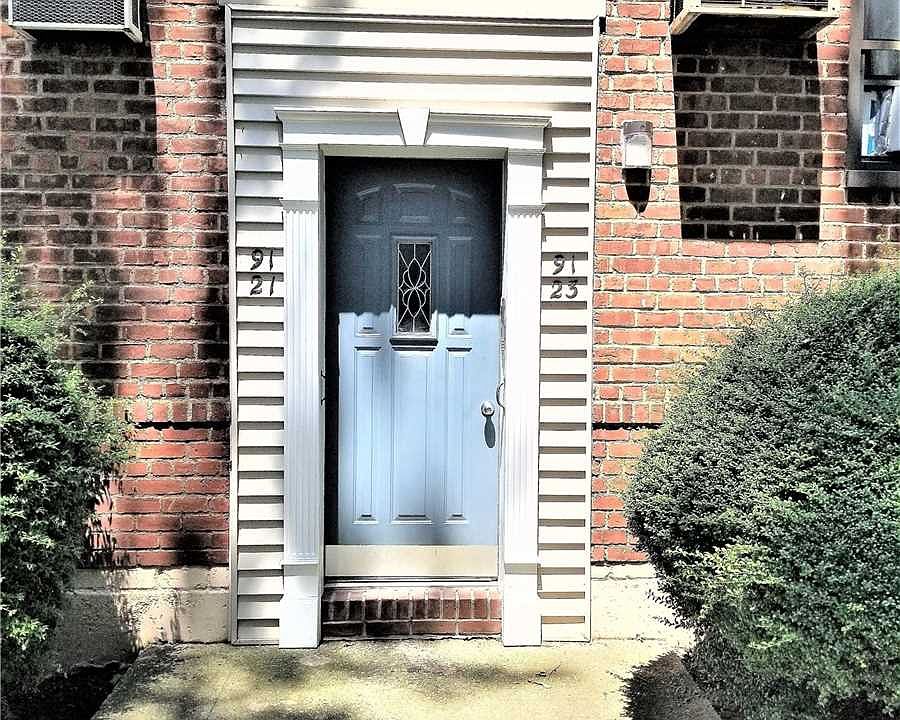 1st image of 9123 153rd Ave #100