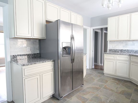 4th image of 7687 Shirley Dr