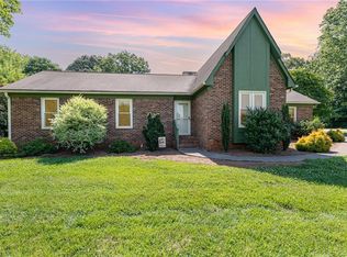171 Riddle Cir, Advance, NC 27006