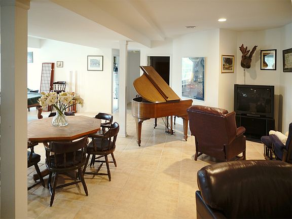 5th image of 20 Lonergan Lane