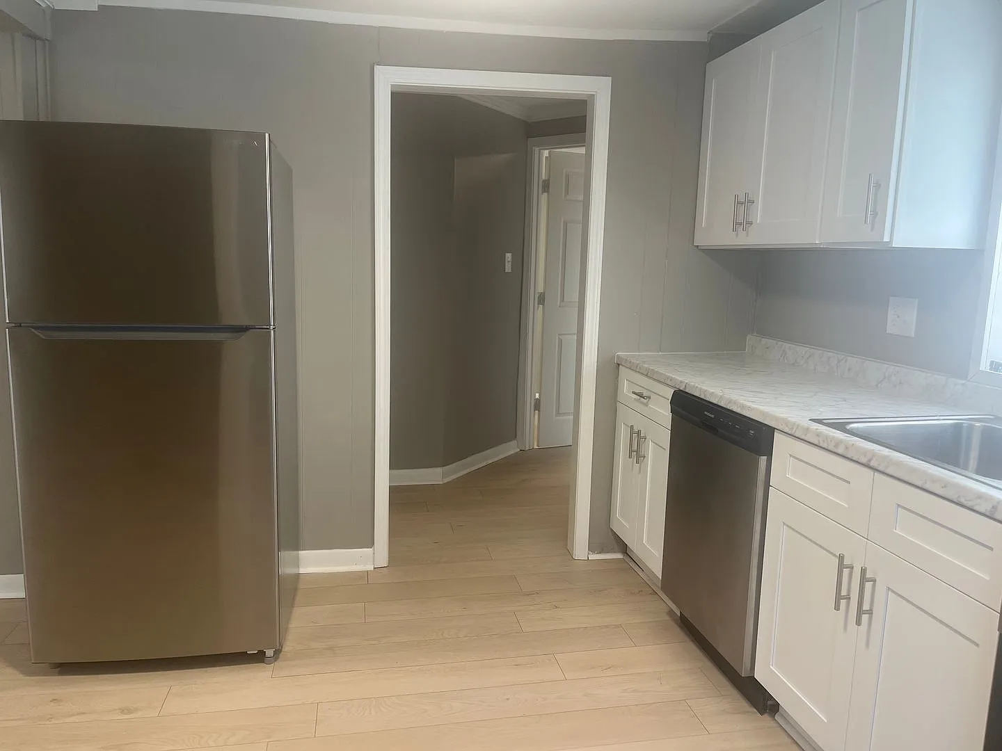 3 Bedroom 1 bath Home — Photo 4