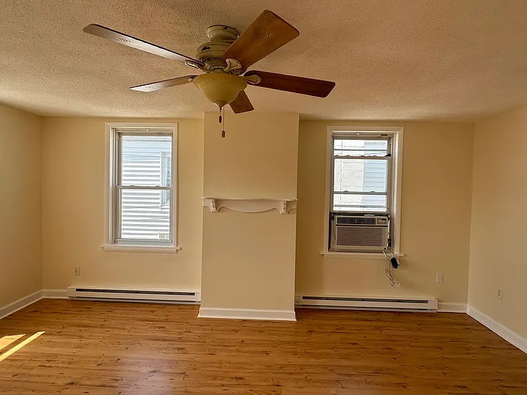 417 Main St #3 — Photo 5