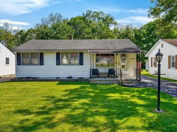 1052 Lake Dr, Chillicothe, OH 45601