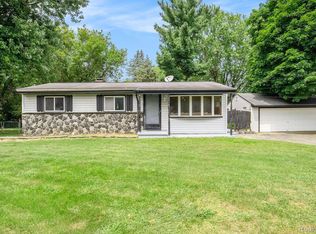 4423 Crampton Cir, Flint, MI 48506