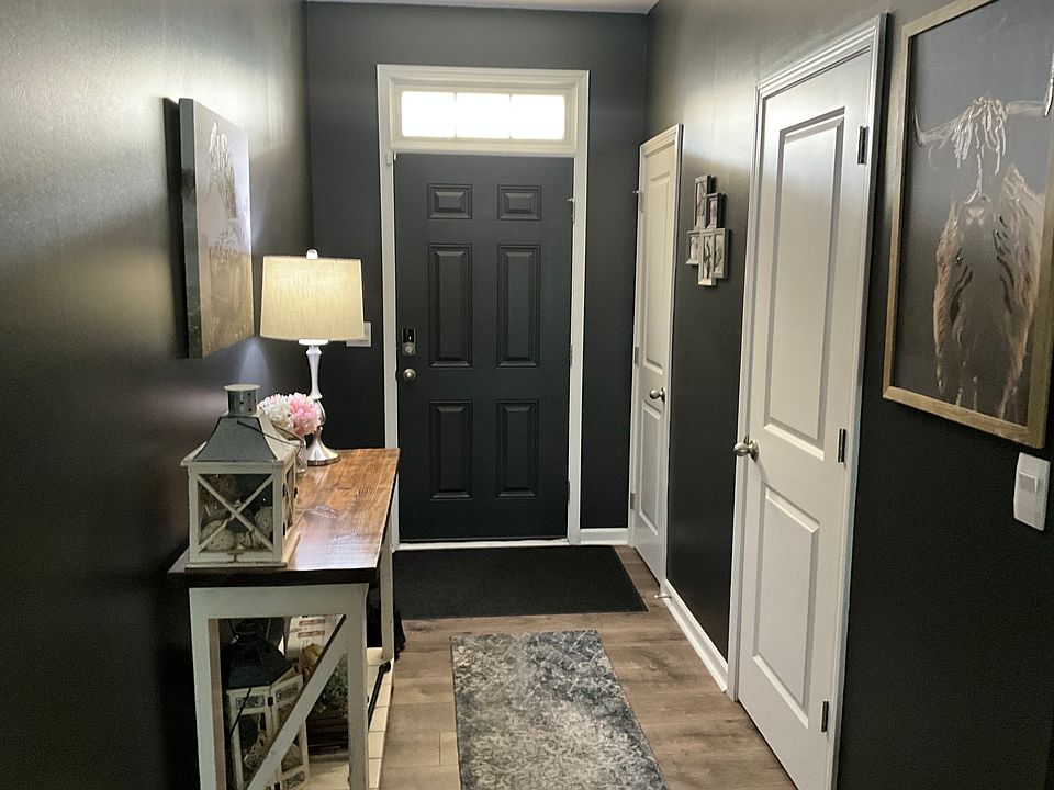 1st image of 1219 Evelynnview Ln #1219