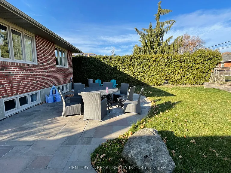 18 Rowse Cres — Photo 17