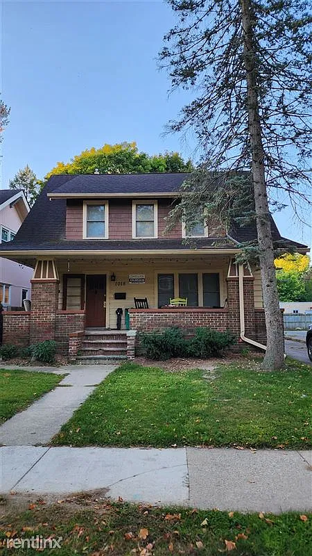 1018 Granger - 1 — Photo 1