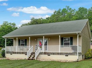 102 Rink Rd, Mayodan, NC 27027