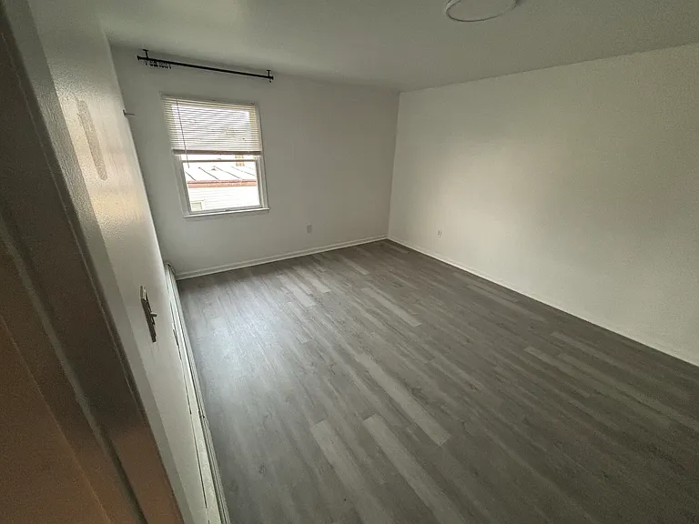 23 Leick Ave #B — Photo 7