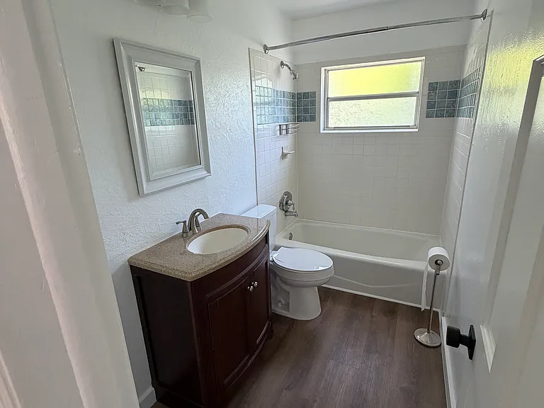 1520 W Beresford Ave — Photo 6