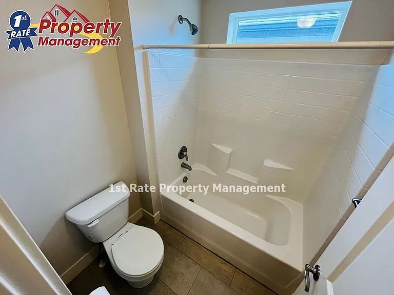 431 S Academy Ln — Photo 15