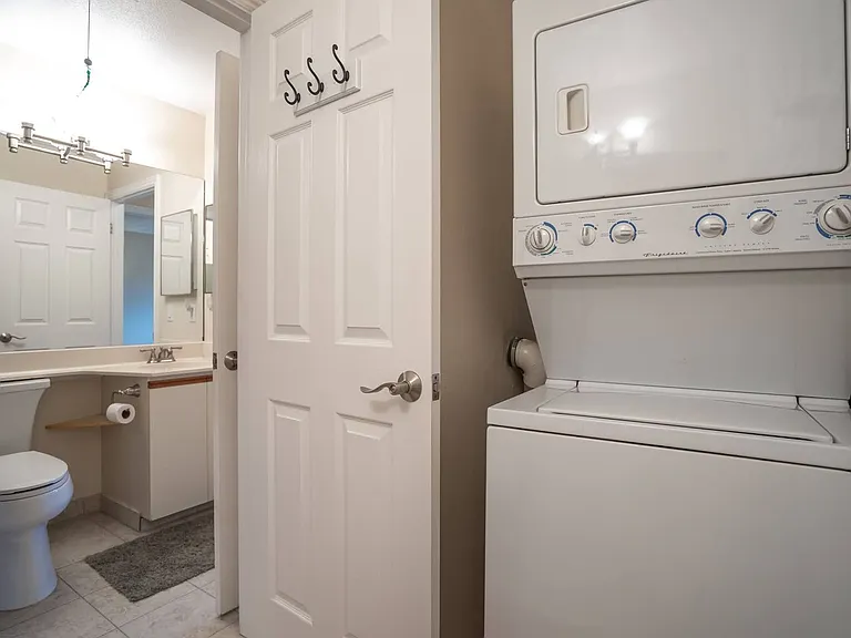 140 Uwapo Rd #38-204 — Photo 30