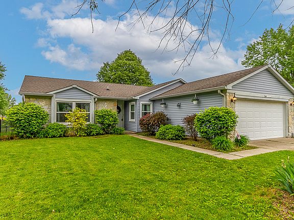 2nd image of 5144 Carob Ct