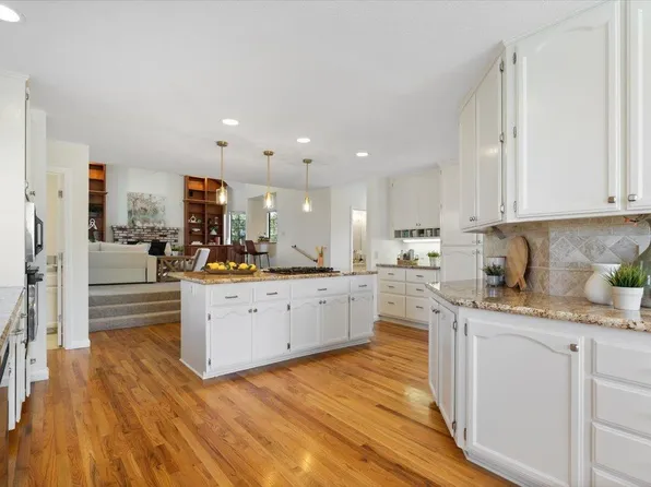 3140 Woodleigh Ln, Cameron Park, CA 95682
